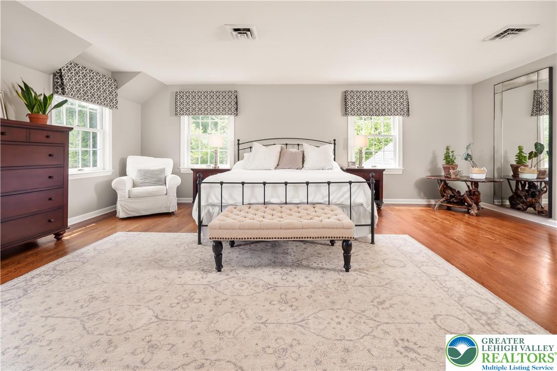 1588 Surrey Road