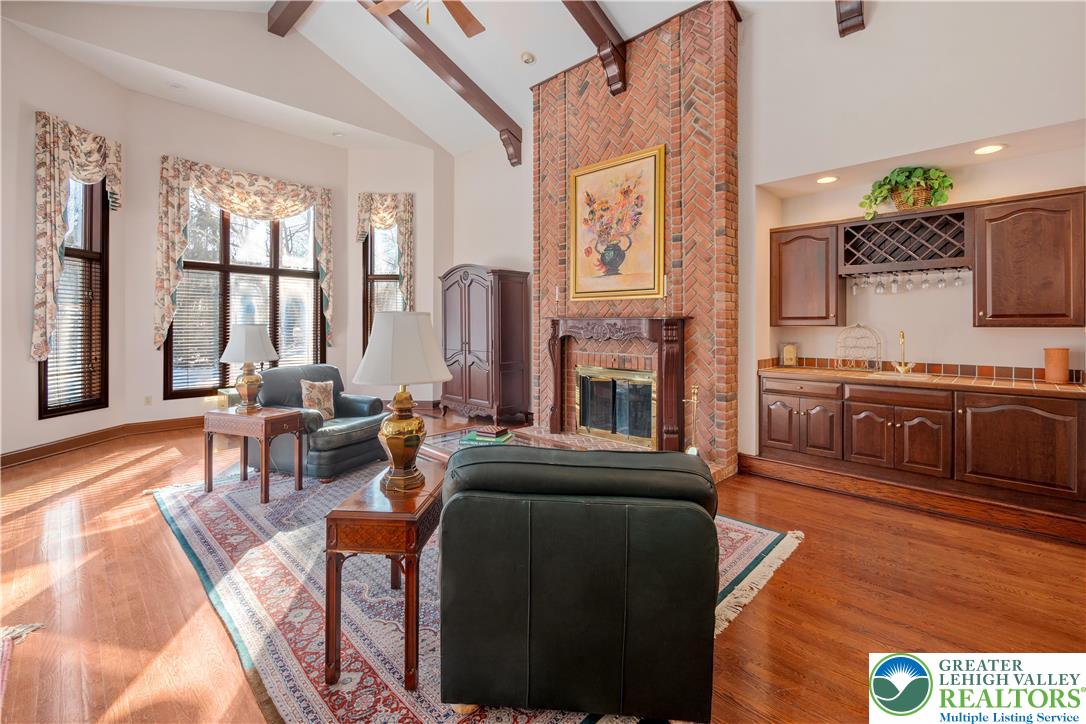 2154 Spring Valley Road