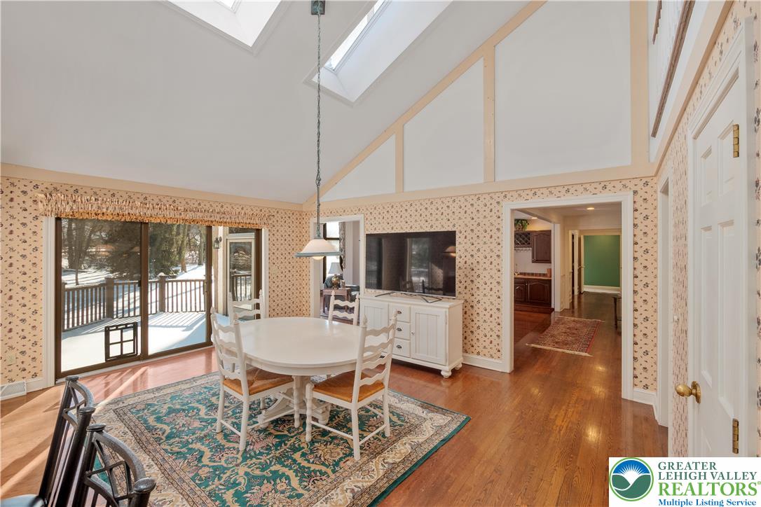2154 Spring Valley Road