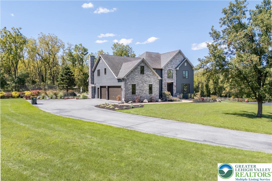 1944 Obriens Court