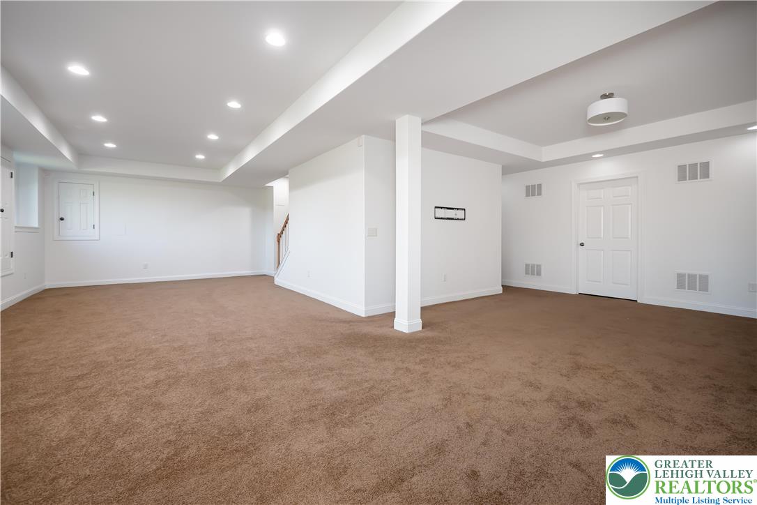 1944 Obriens Court