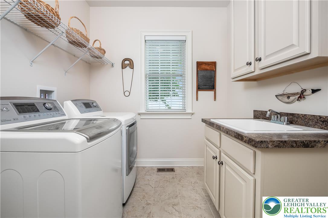 1938 Carriage Knoll Drive