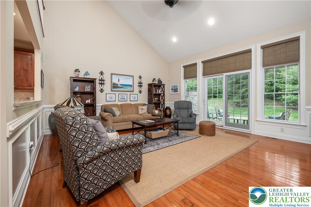 1938 Carriage Knoll Drive