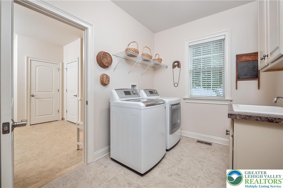 1938 Carriage Knoll Drive