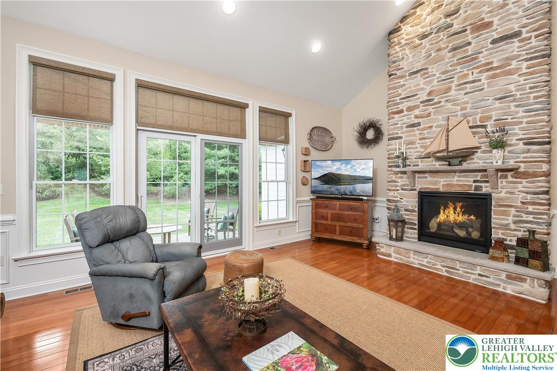 1938 Carriage Knoll Drive