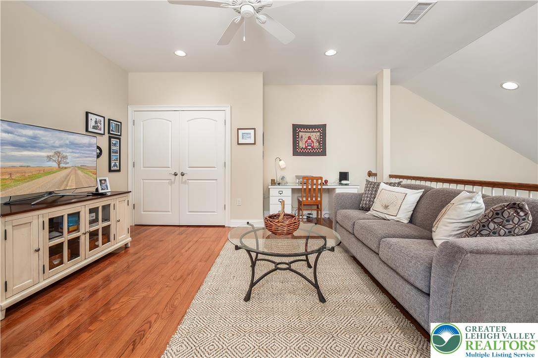 1938 Carriage Knoll Drive