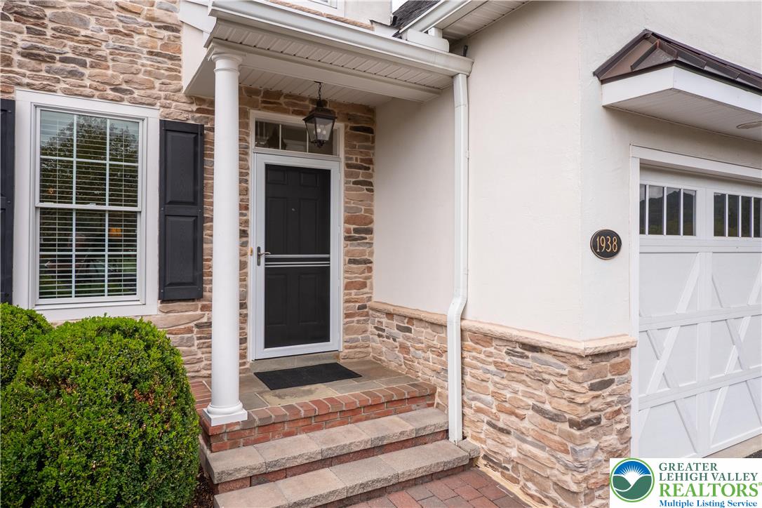 1938 Carriage Knoll Drive