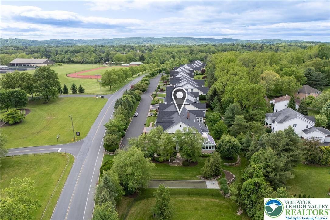 1908 Carriage Knoll Drive