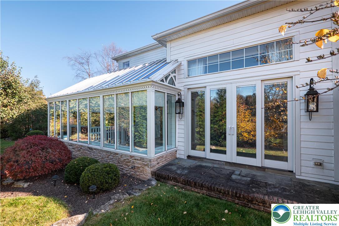 1908 Carriage Knoll Drive