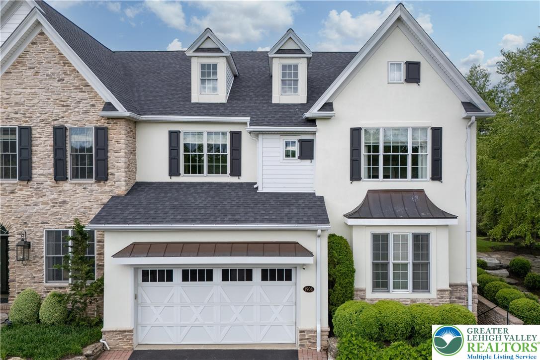 1908 Carriage Knoll Drive