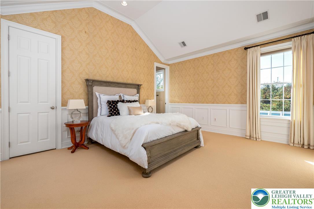 1908 Carriage Knoll Drive