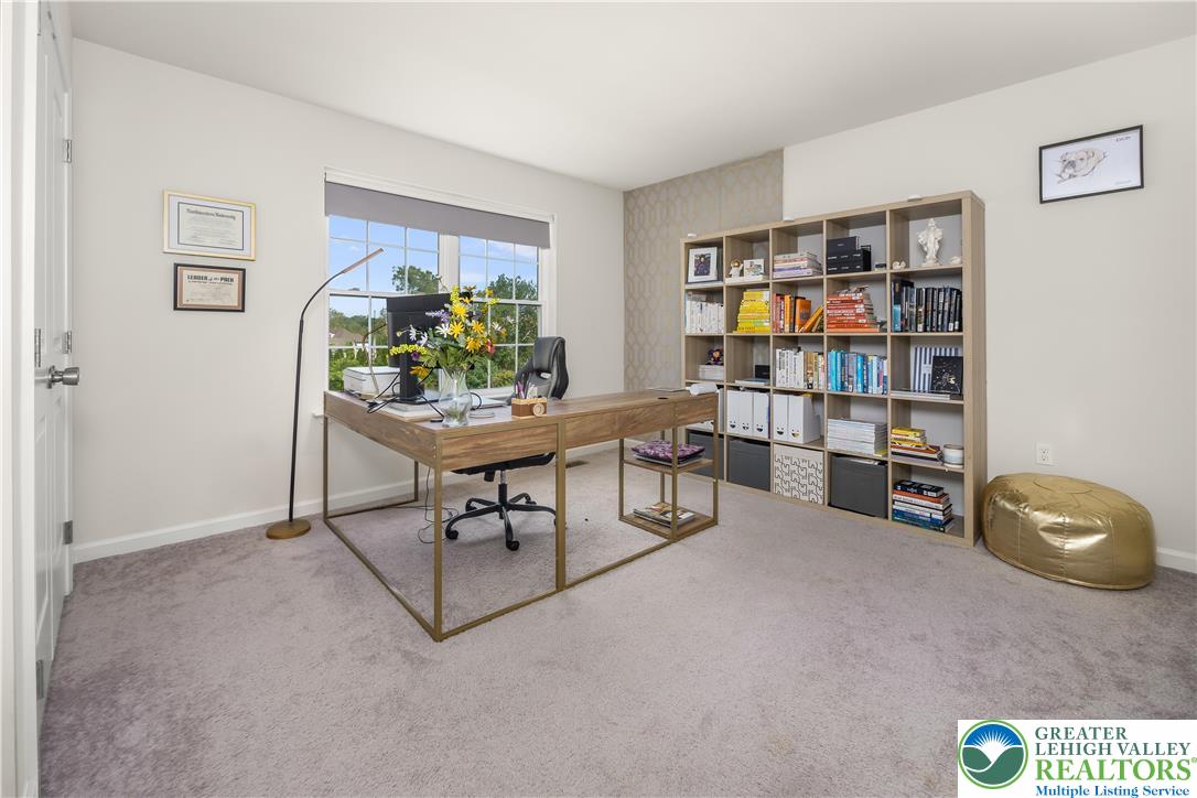 2 Creek View Court