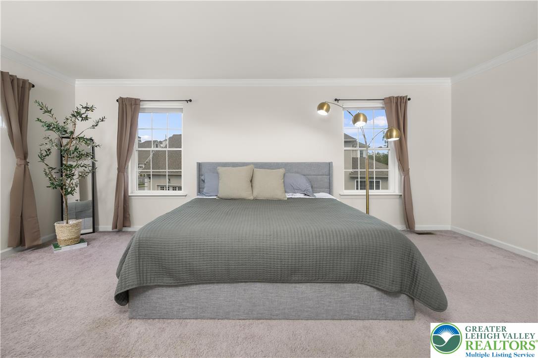 2 Creek View Court