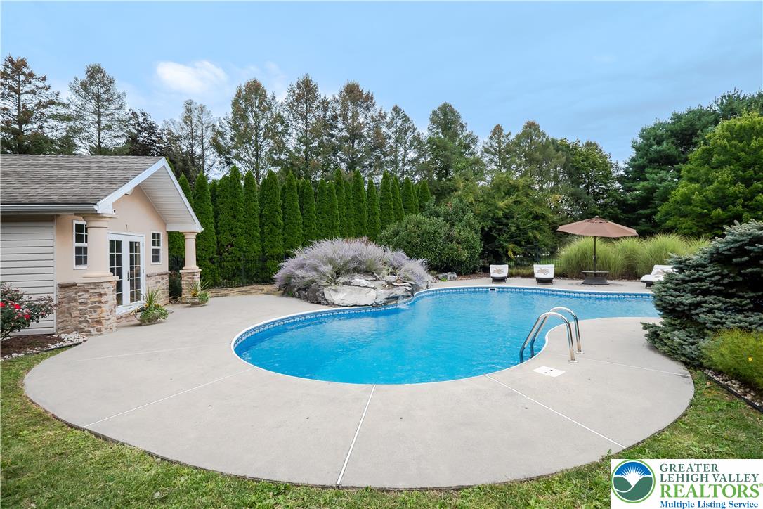 4064 Autumn Ridge Road