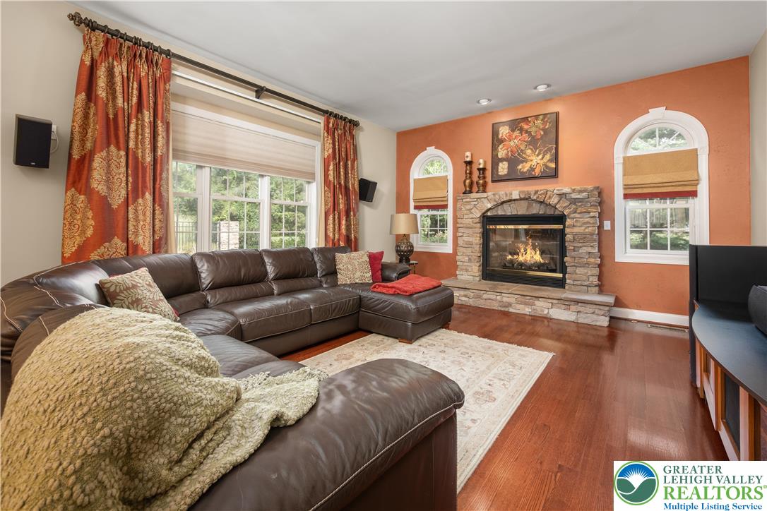 4064 Autumn Ridge Road