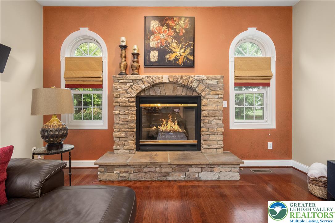 4064 Autumn Ridge Road