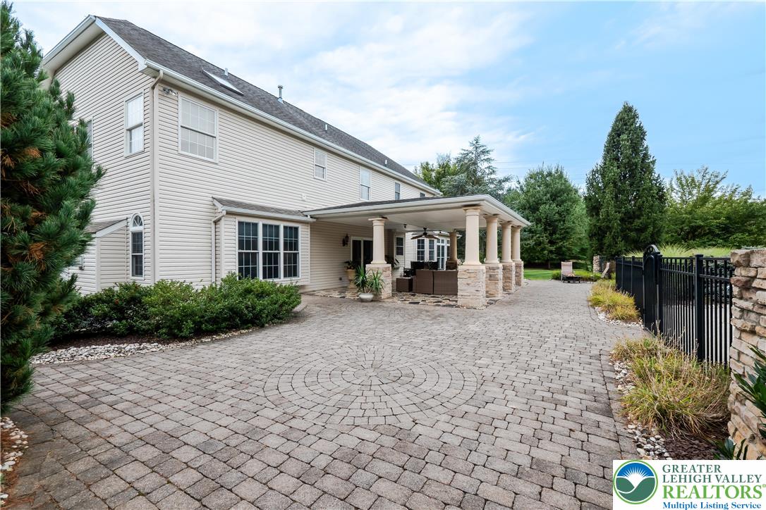 4064 Autumn Ridge Road