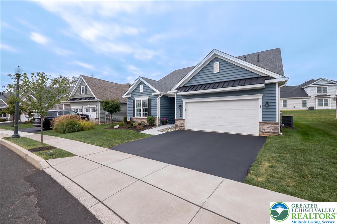 3801 Loyal Lane