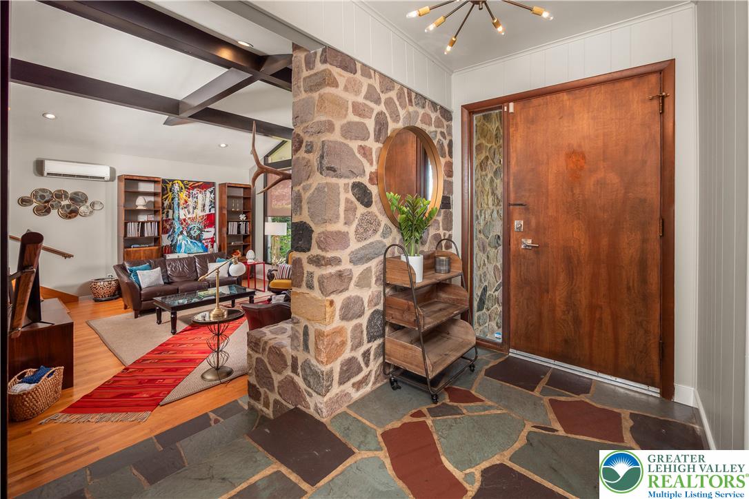 2018 Peppermint Road