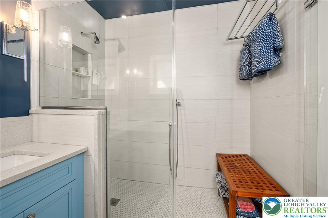 2018 Peppermint Road