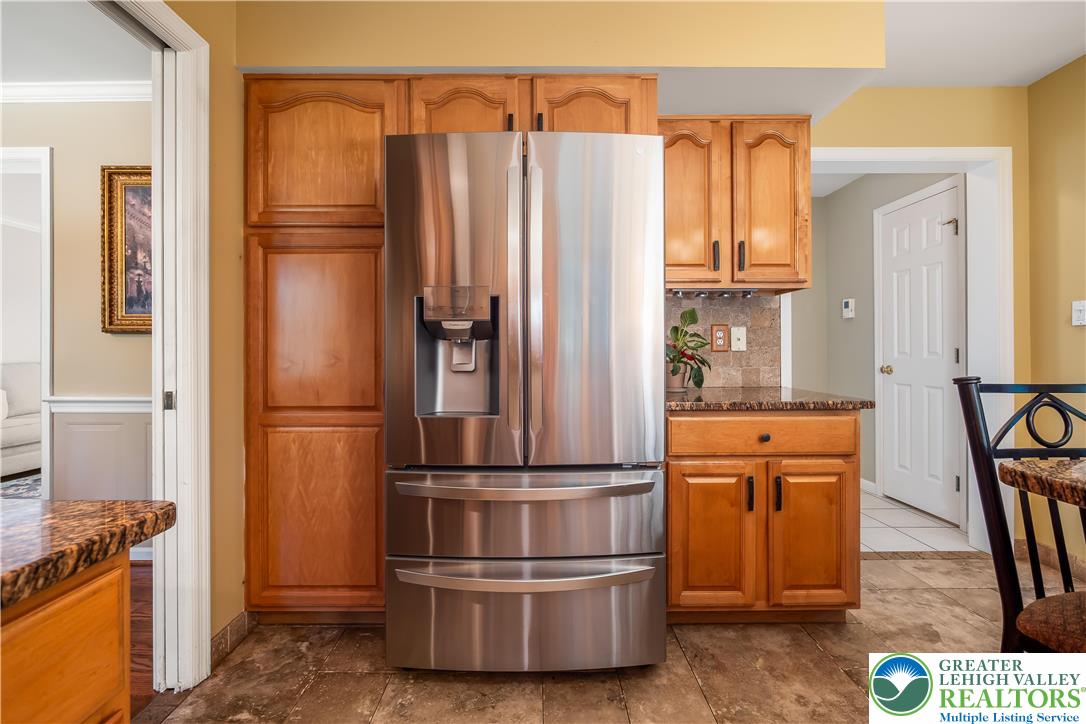 2189 Beechwood Street