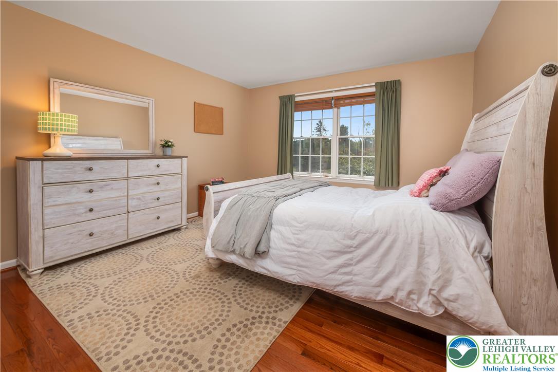 2189 Beechwood Street