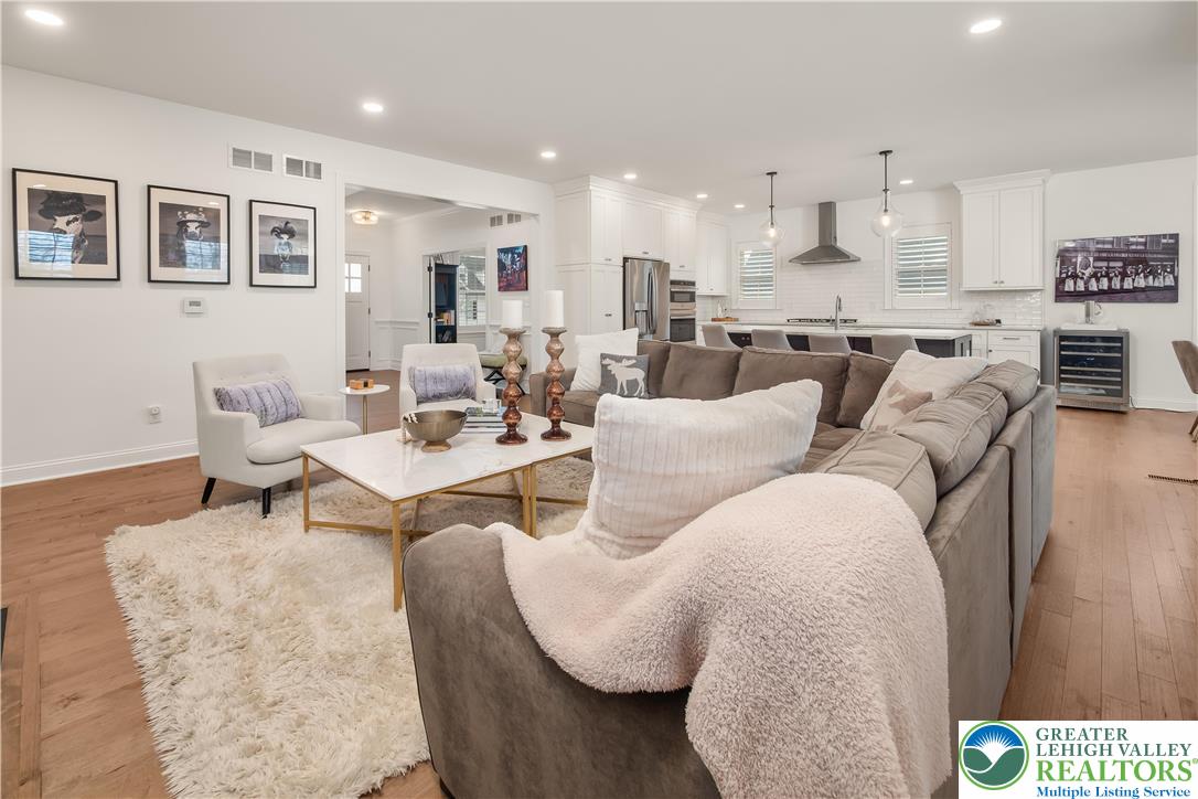 4574 Old Saucon Road