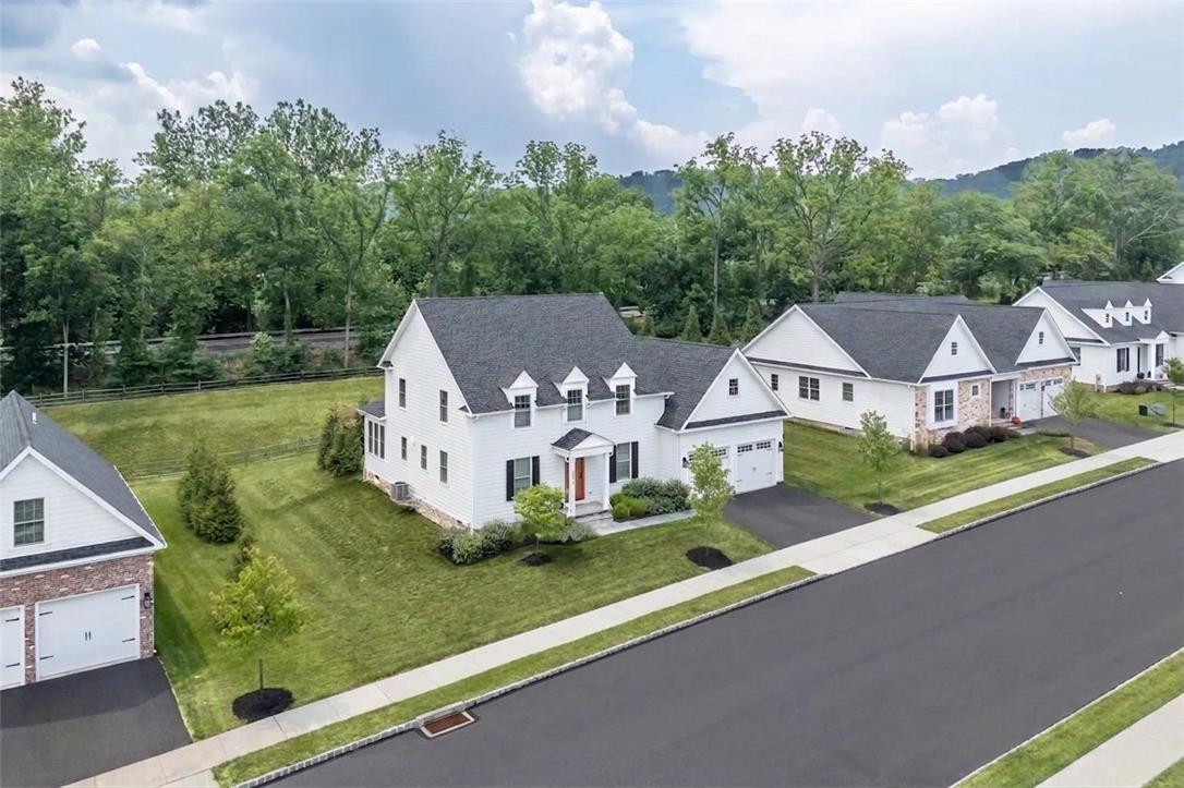 4574 Old Saucon Road