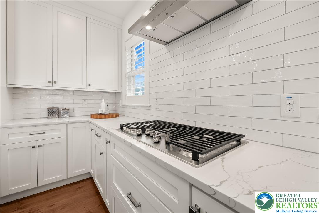 4574 Old Saucon Road