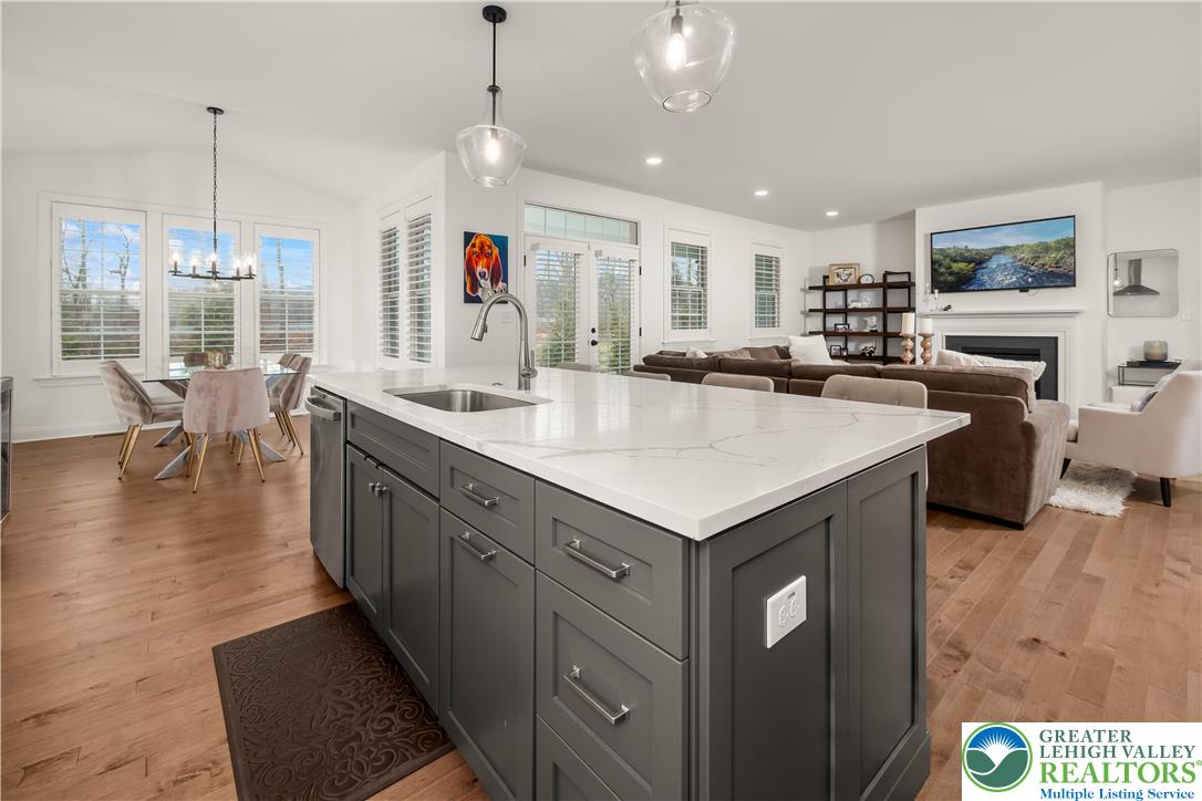 4574 Old Saucon Road