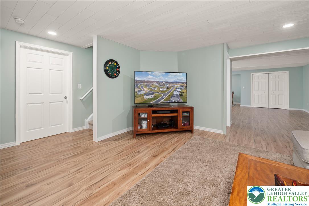 6226 Fox Glove Lane