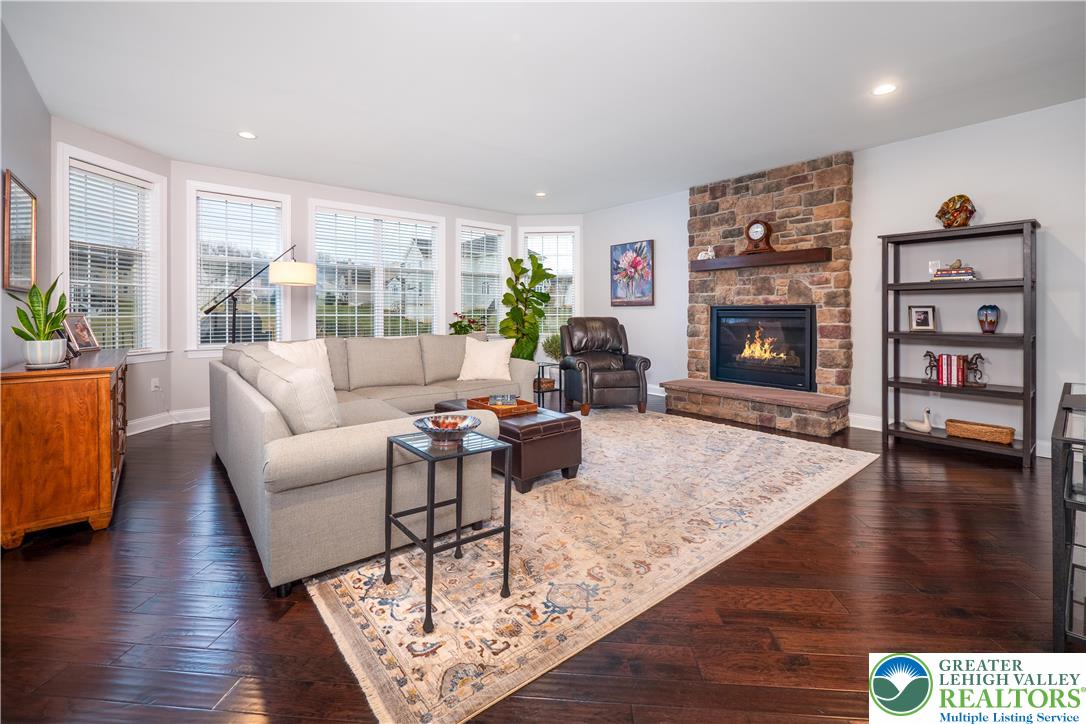 6226 Fox Glove Lane