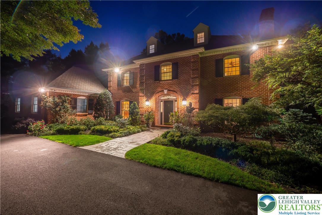 1593 Saucon Valley Road