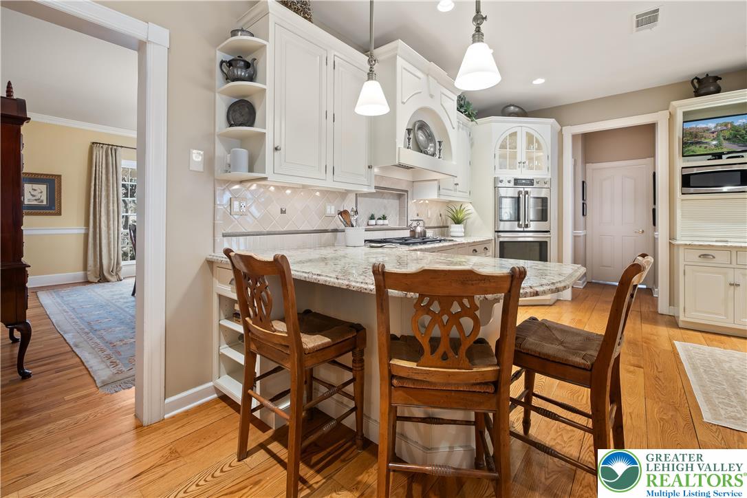 1593 Saucon Valley Road