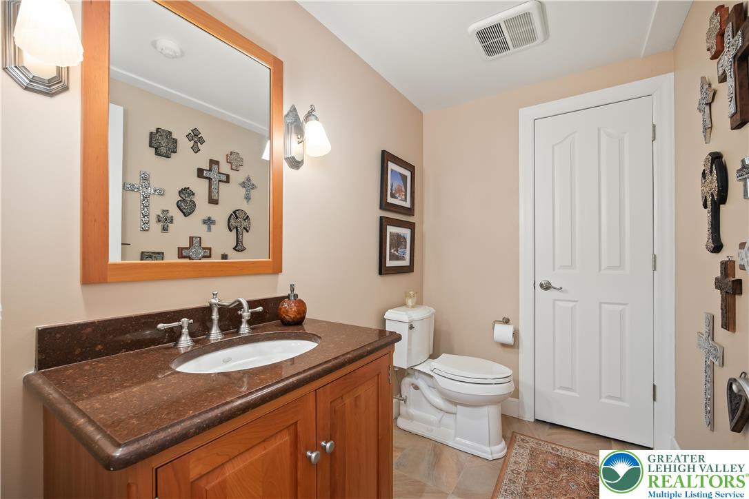 1593 Saucon Valley Road