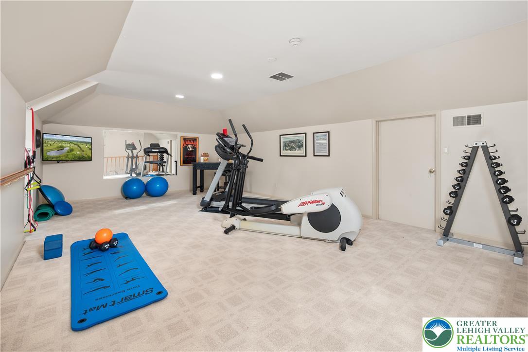 1593 Saucon Valley Road