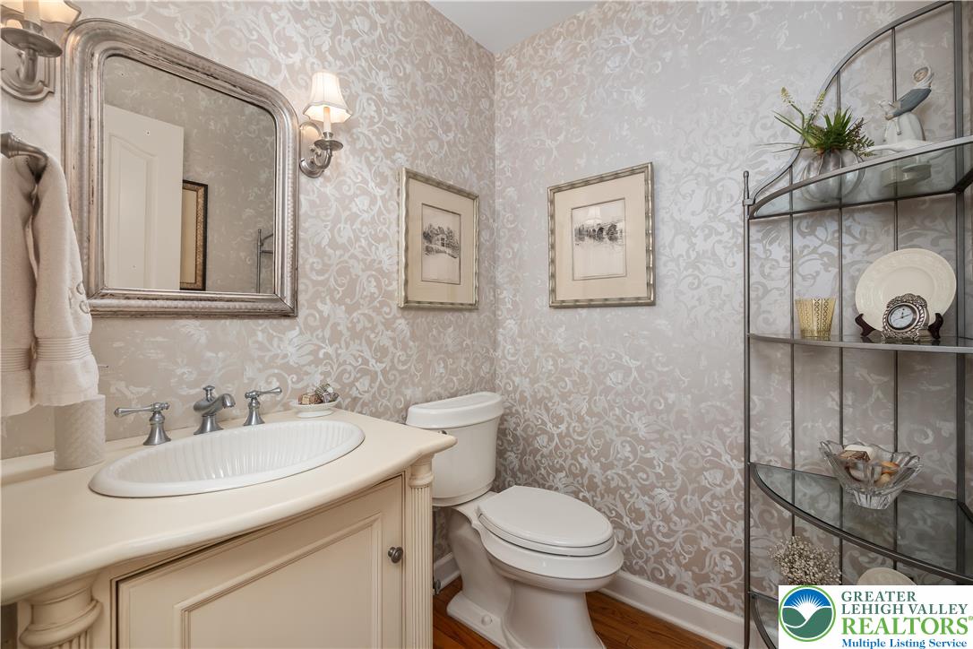 1593 Saucon Valley Road