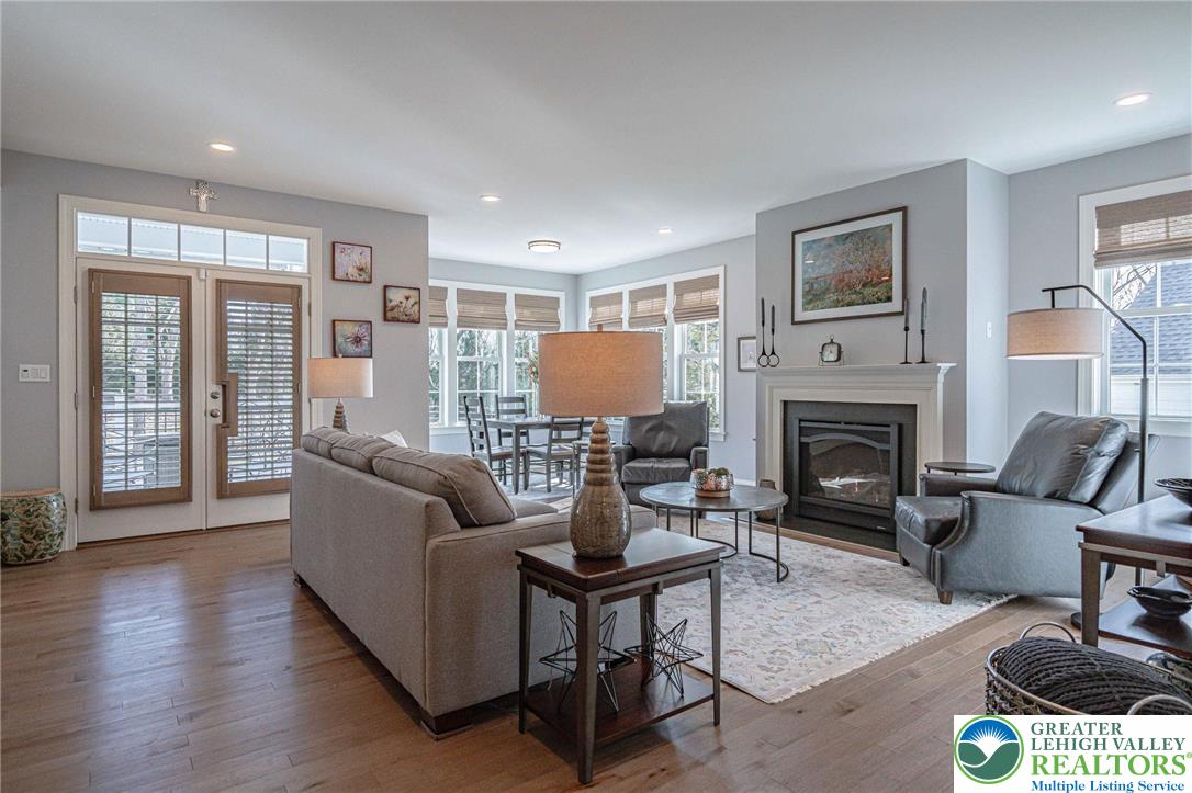 4475 Stonebridge Drive