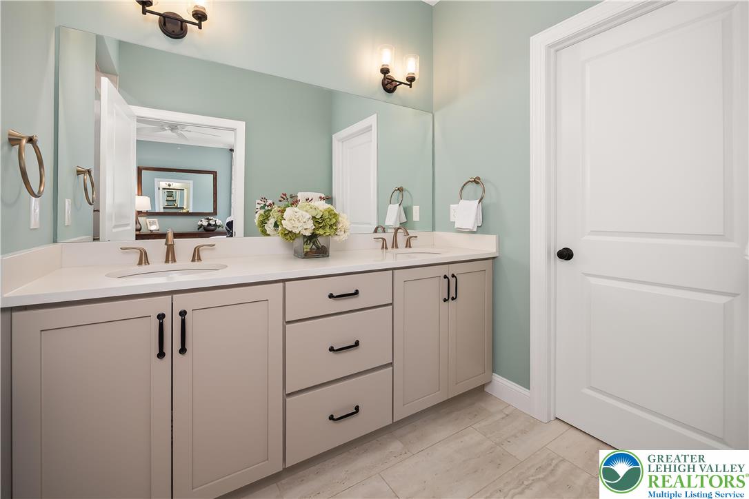 4459 Old Saucon Road