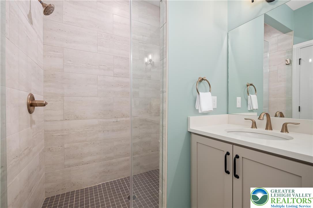 4459 Old Saucon Road