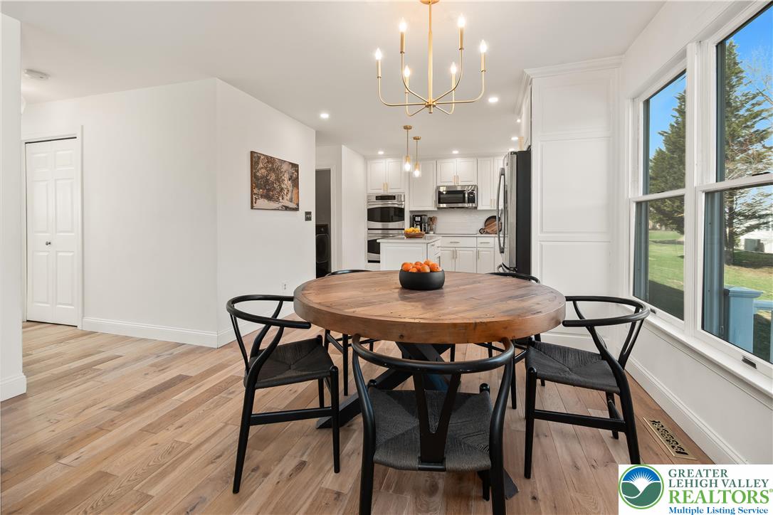 4801 Meadowview Terrace