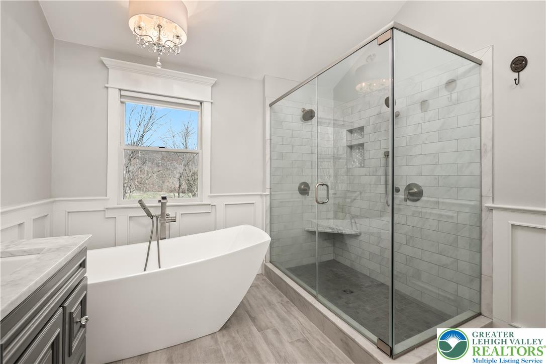 4801 Meadowview Terrace