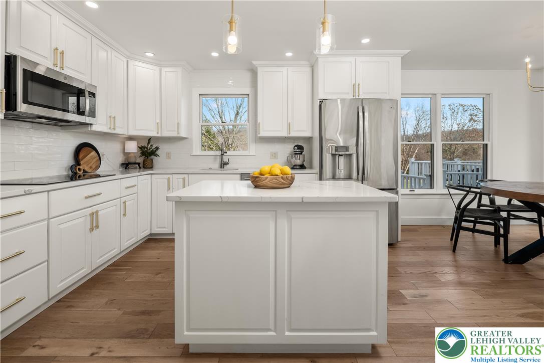 4801 Meadowview Terrace