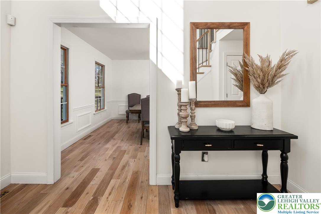 4801 Meadowview Terrace