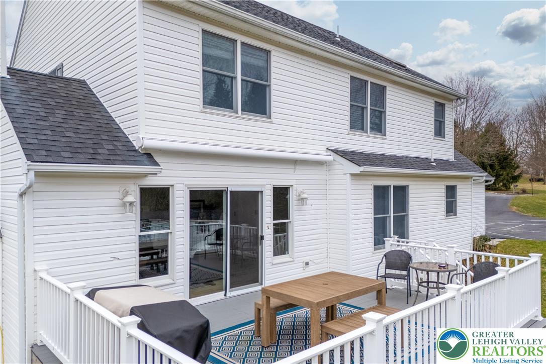 4801 Meadowview Terrace