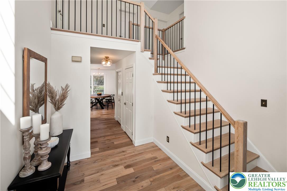 4801 Meadowview Terrace