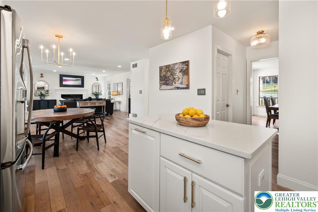 4801 Meadowview Terrace