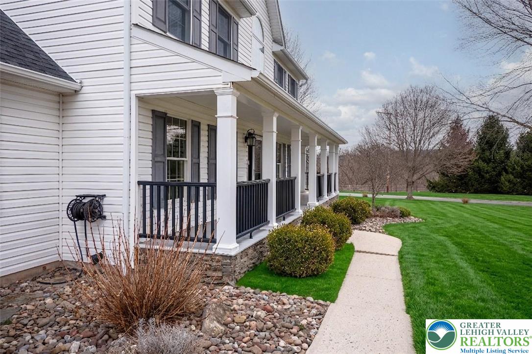 4801 Meadowview Terrace