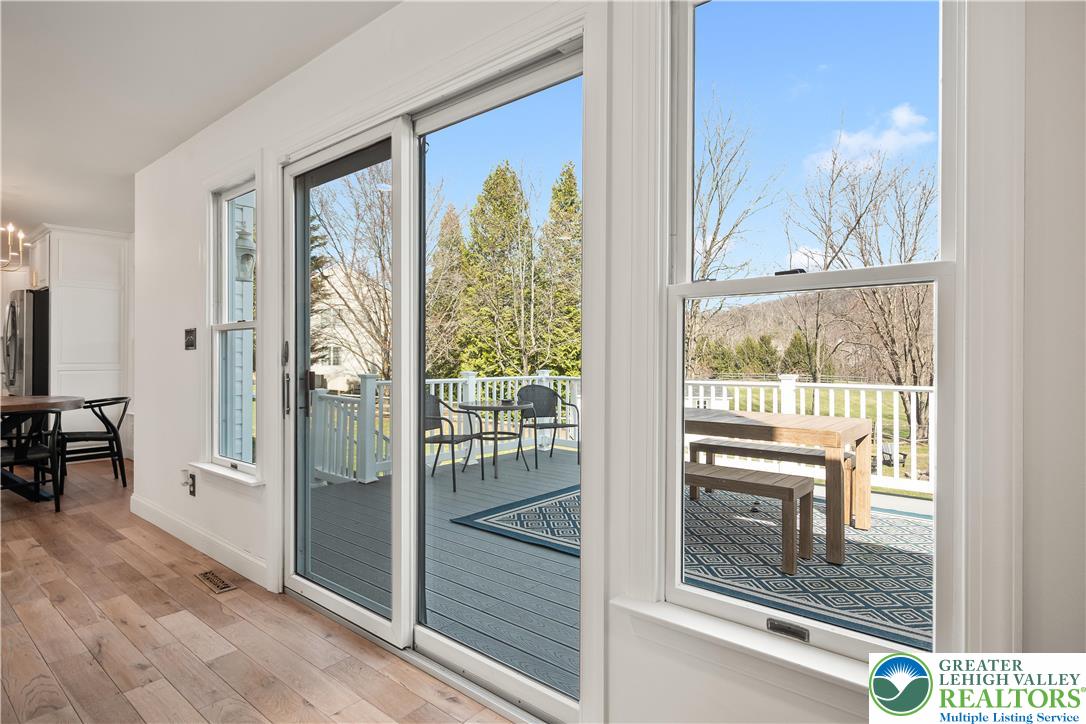 4801 Meadowview Terrace