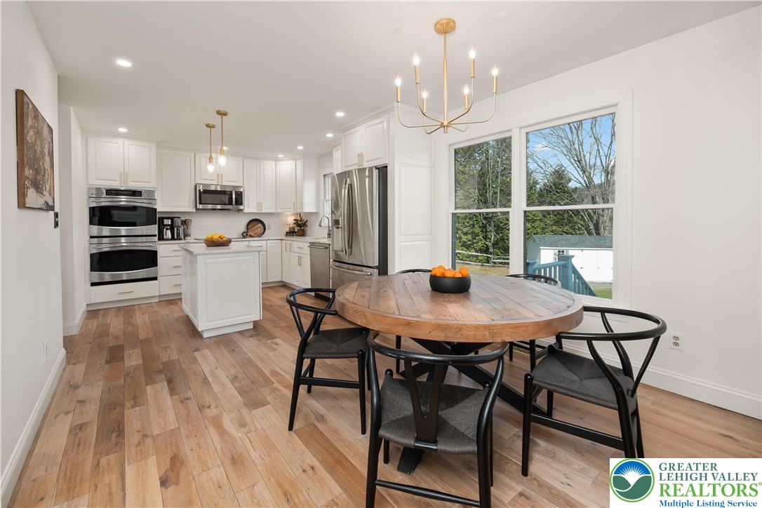 4801 Meadowview Terrace